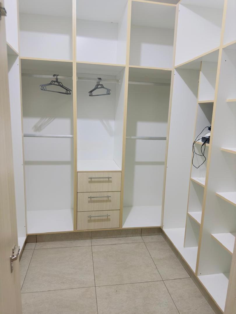 Elegant Guest House Matsapha Екстериор снимка
