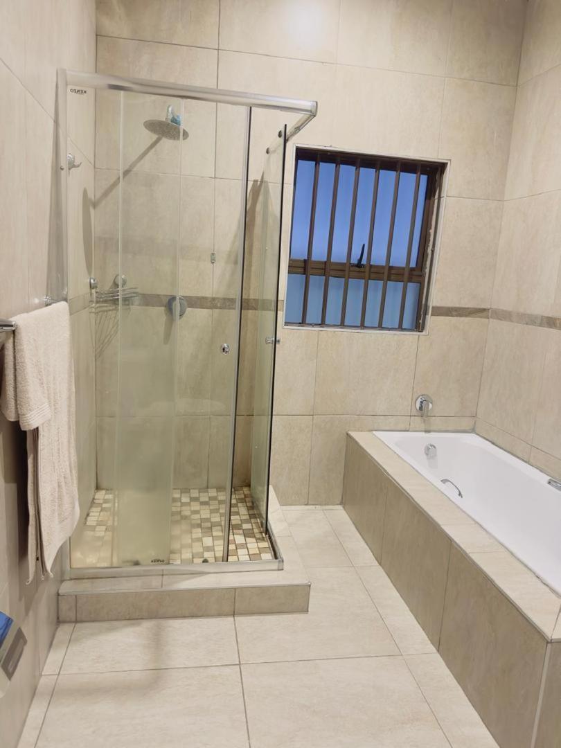 Elegant Guest House Matsapha Екстериор снимка