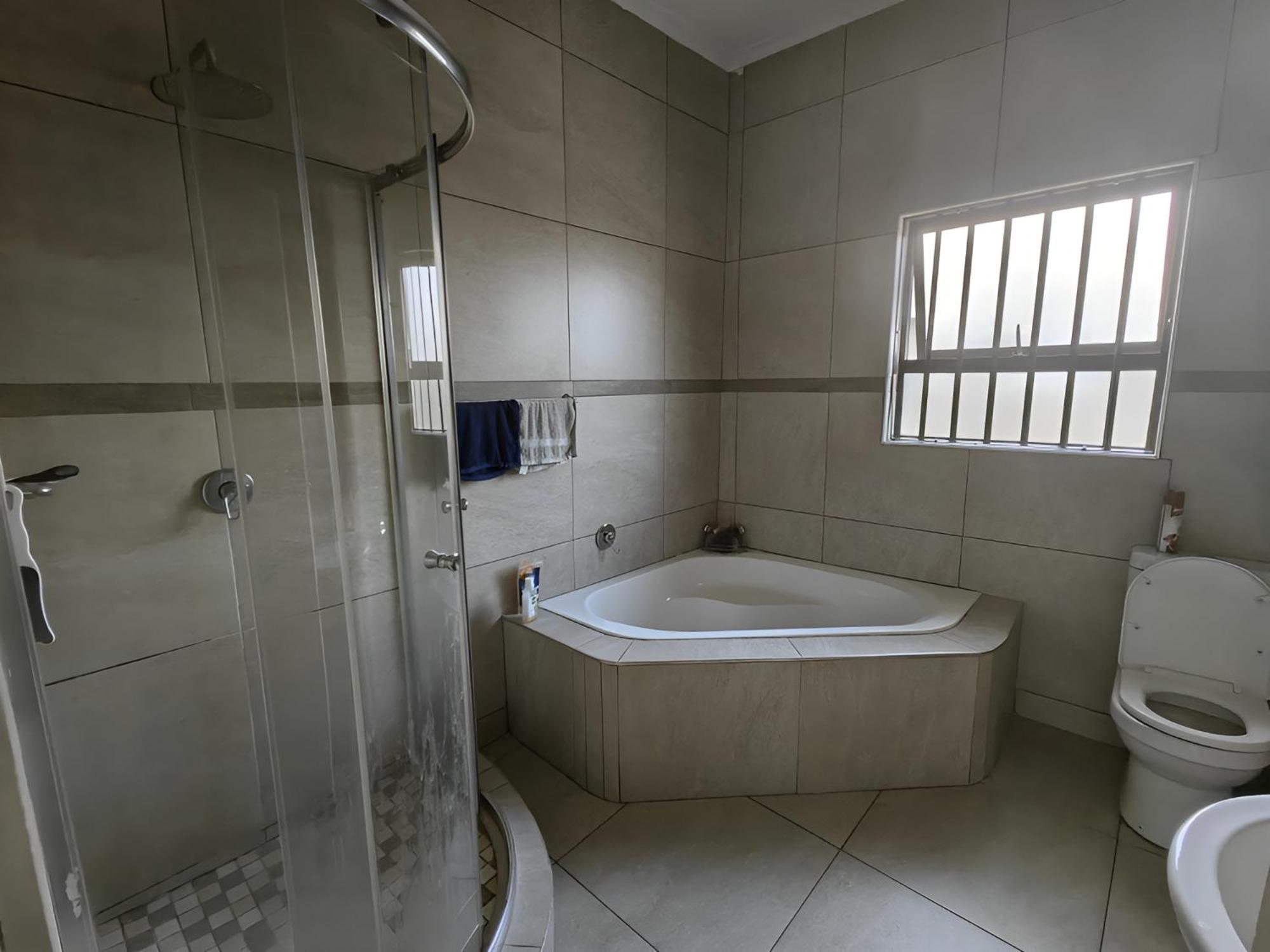 Elegant Guest House Matsapha Екстериор снимка